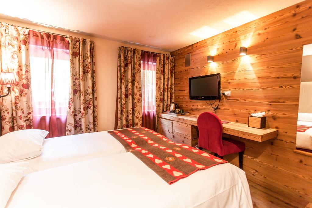 Chalet Eden Eco Hotel, Restaurant & Wellness La Thuile Exterior photo