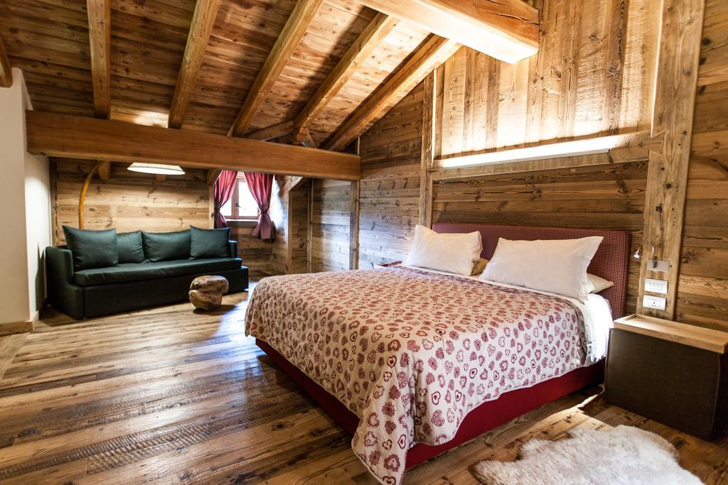 Chalet Eden Eco Hotel, Restaurant & Wellness La Thuile Exterior photo